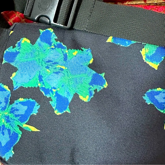 HERSCHEL SUPPLY FIFTEEN (BLACK/NEON FLORAL) CANVAS FANNY HIP PACK  NWOT - Picture 7 of 9